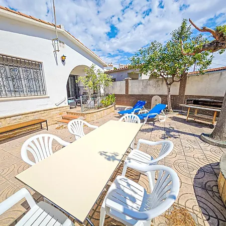 Litoral - Casa Cavall Bernat Only Families Ferienhaus *